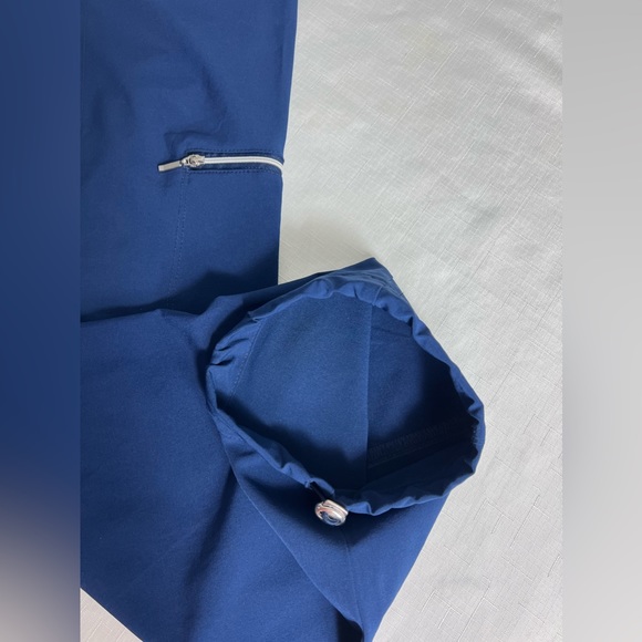 Chico’s size 3, Xl, or size 16 Reversible jacket and pants . - Picture 4 of 6